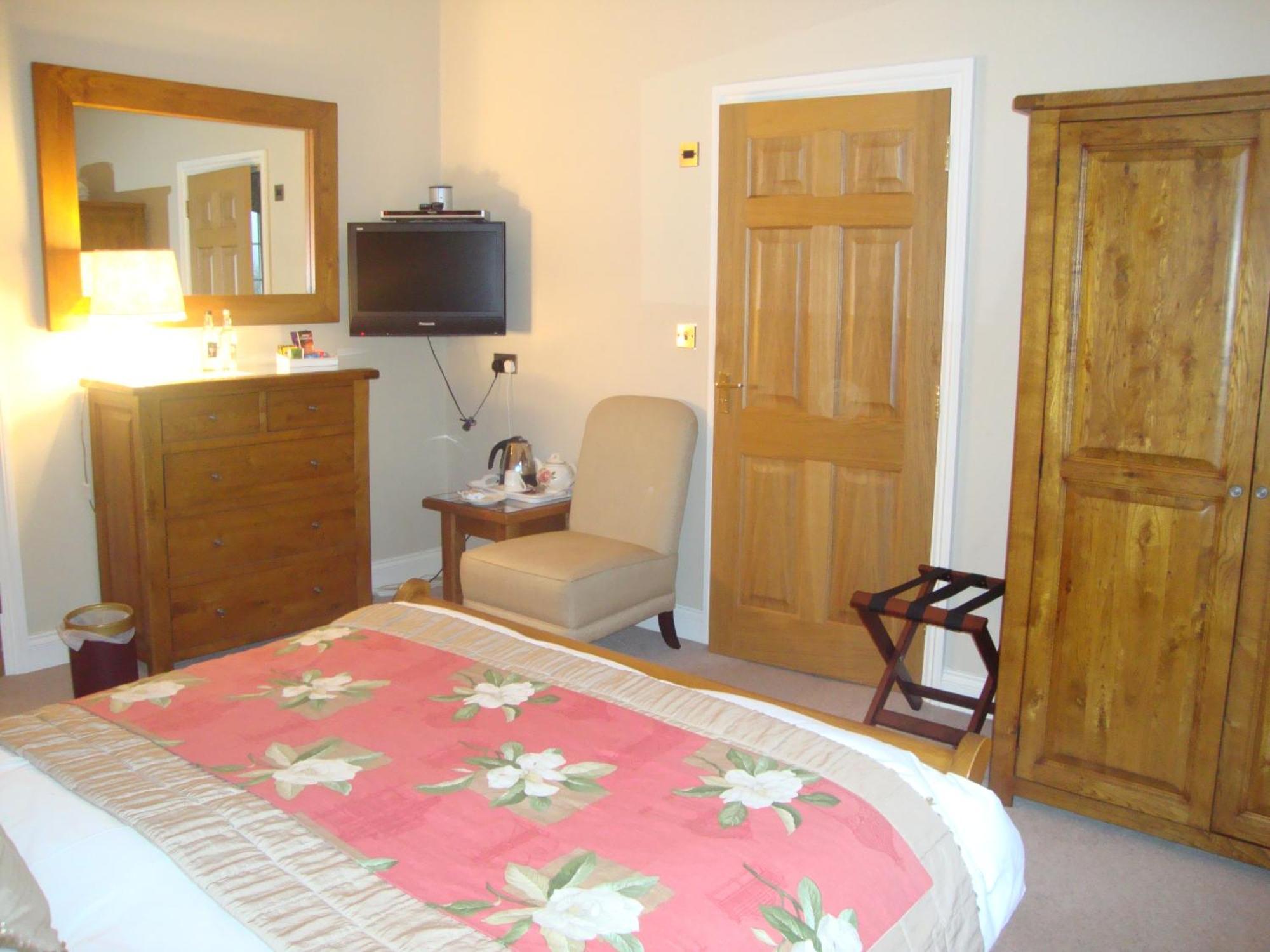 The Paddock Bed & Breakfast Haverfordwest Exterior photo